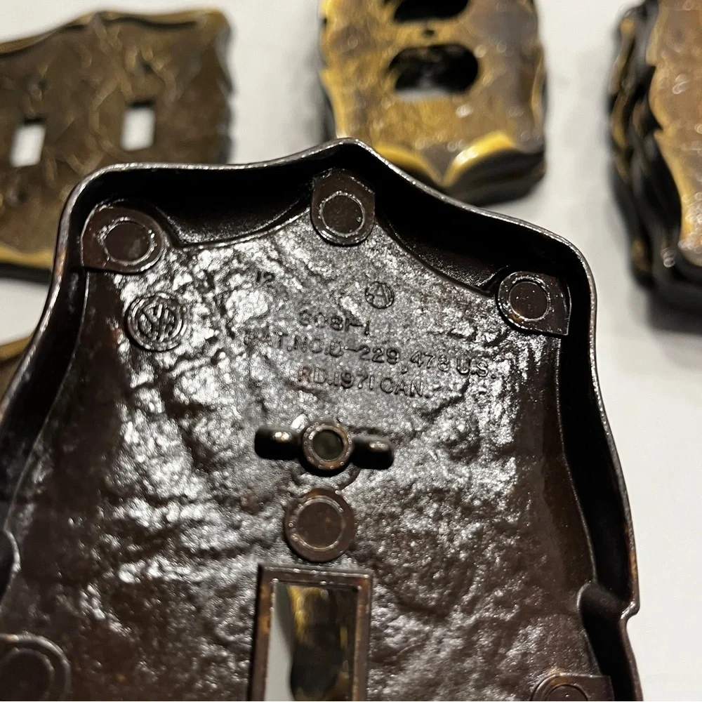 Vintage Gold and Black Wall Plate Set - Picture 5 of 5